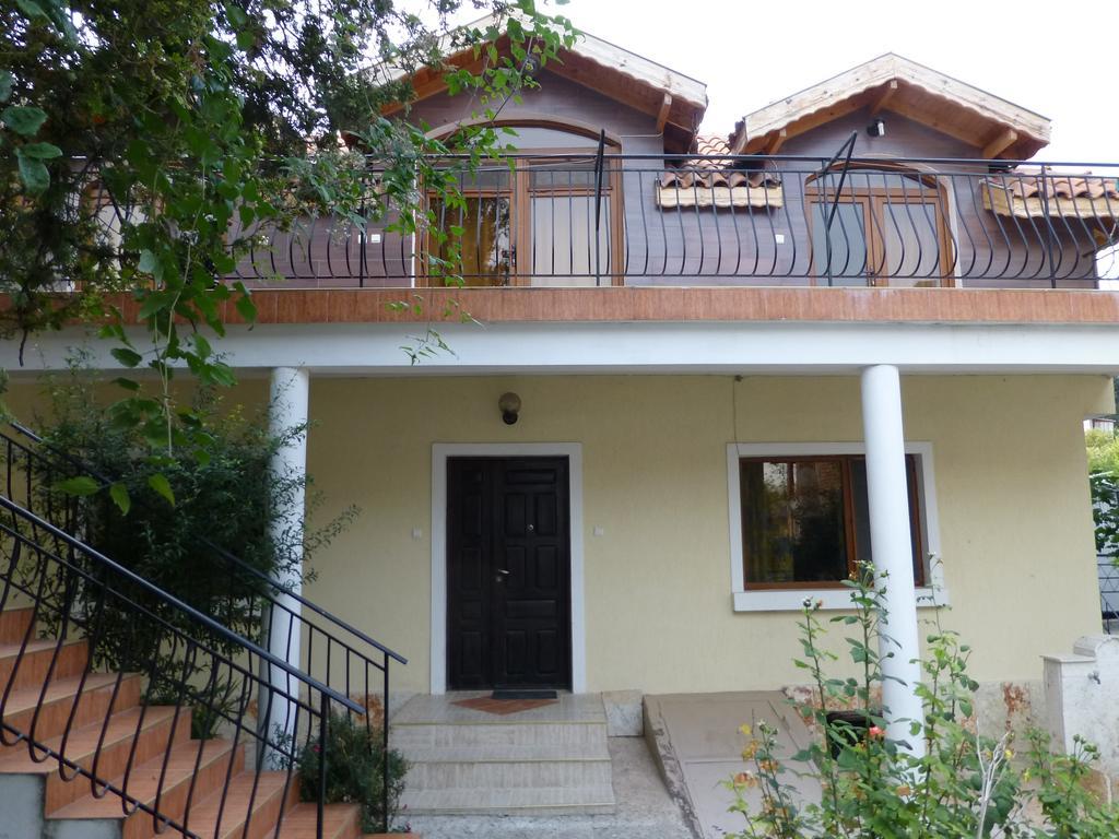 Guest House Yoanna Balchik Esterno foto