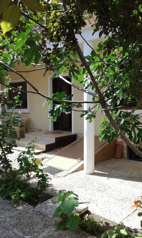 Guest House Yoanna Balchik Esterno foto