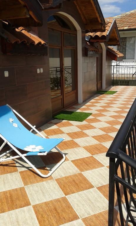 Guest House Yoanna Balchik Esterno foto
