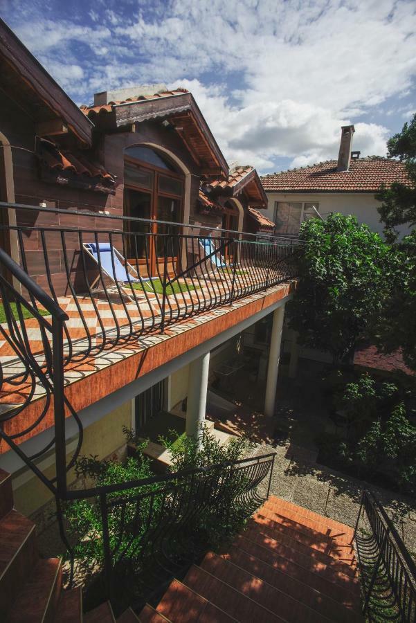 Guest House Yoanna Balchik Esterno foto