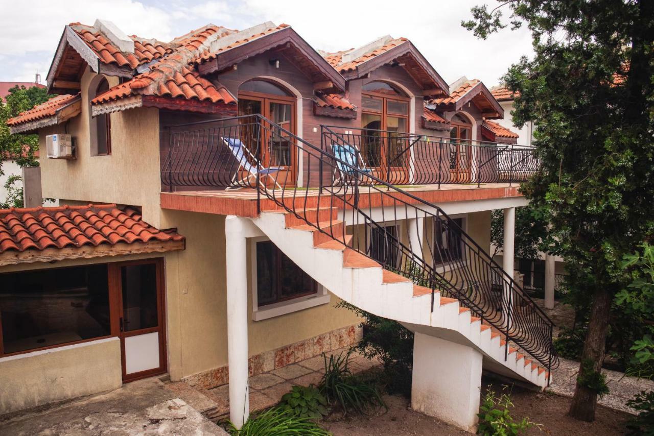 Guest House Yoanna Balchik Esterno foto