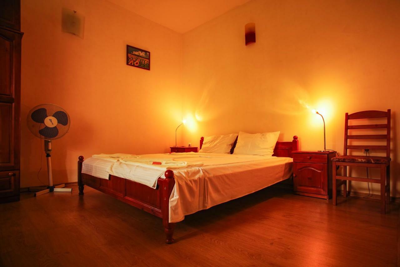 Guest House Yoanna Balchik Esterno foto
