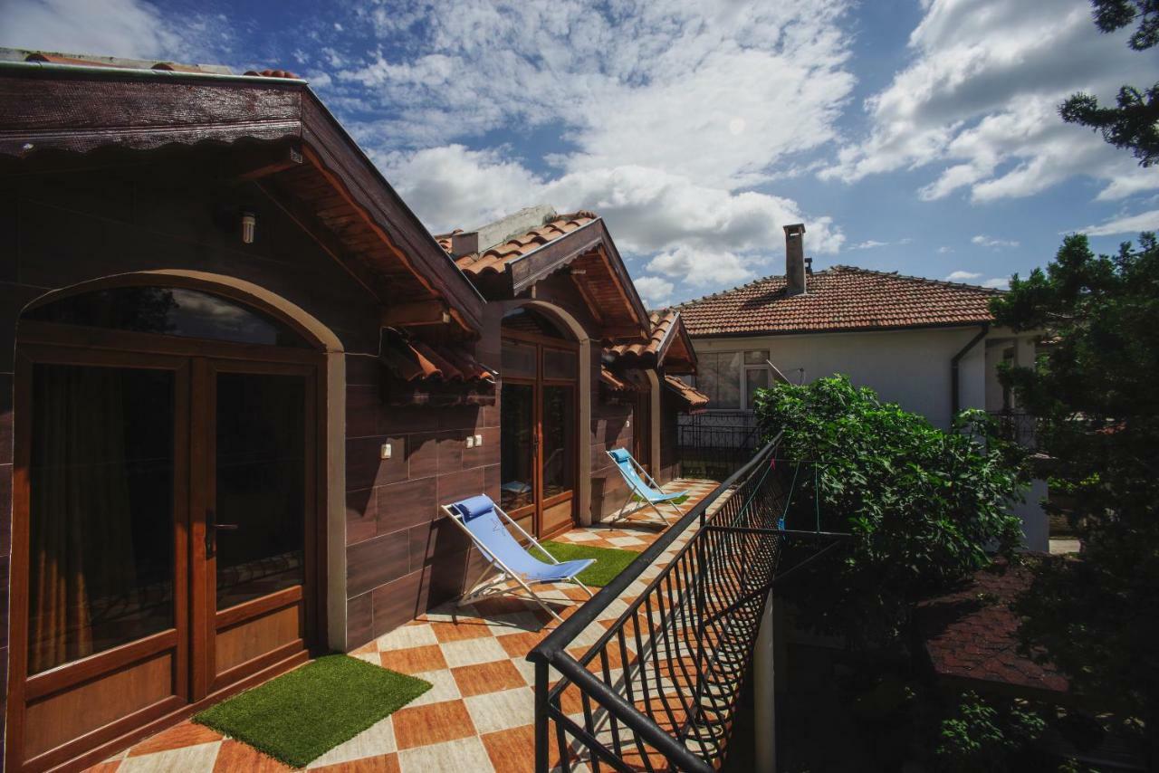 Guest House Yoanna Balchik Esterno foto